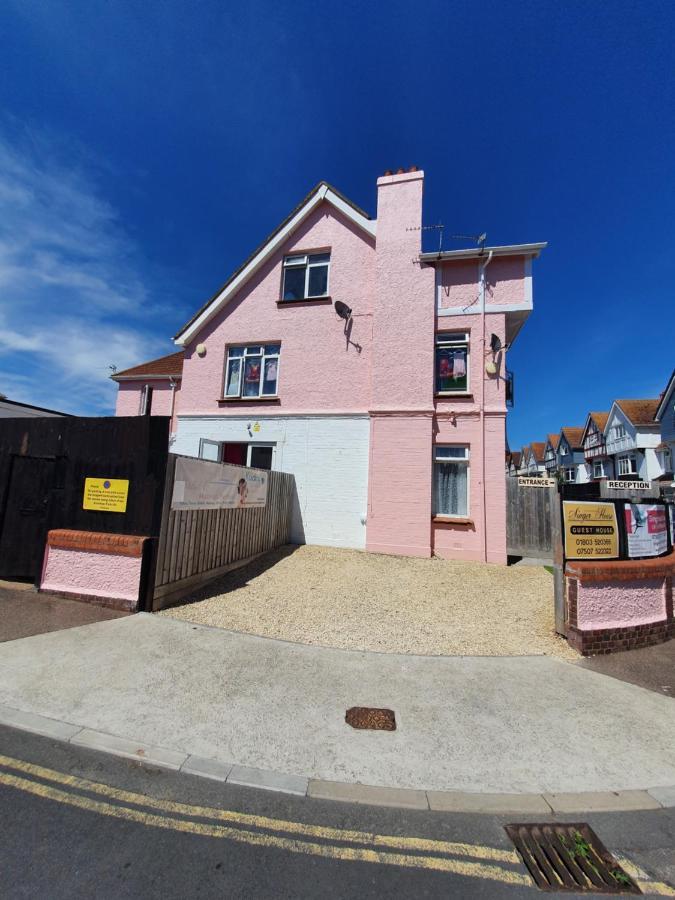 Pink House ,Opposite Beach ,Sleeps 6 , 2 Bedroom Ground Floor Self Contained Garden Flat , Private Entrance , Kitchen , Guaranteed Parking ,Wifi , Movies ,Bathroom ,Fridge , Microwave ,Bedroom 1, Double Bed & 2 Single Beds ,Bedroom 2 , Double Bed Пейнтон Экстерьер фото